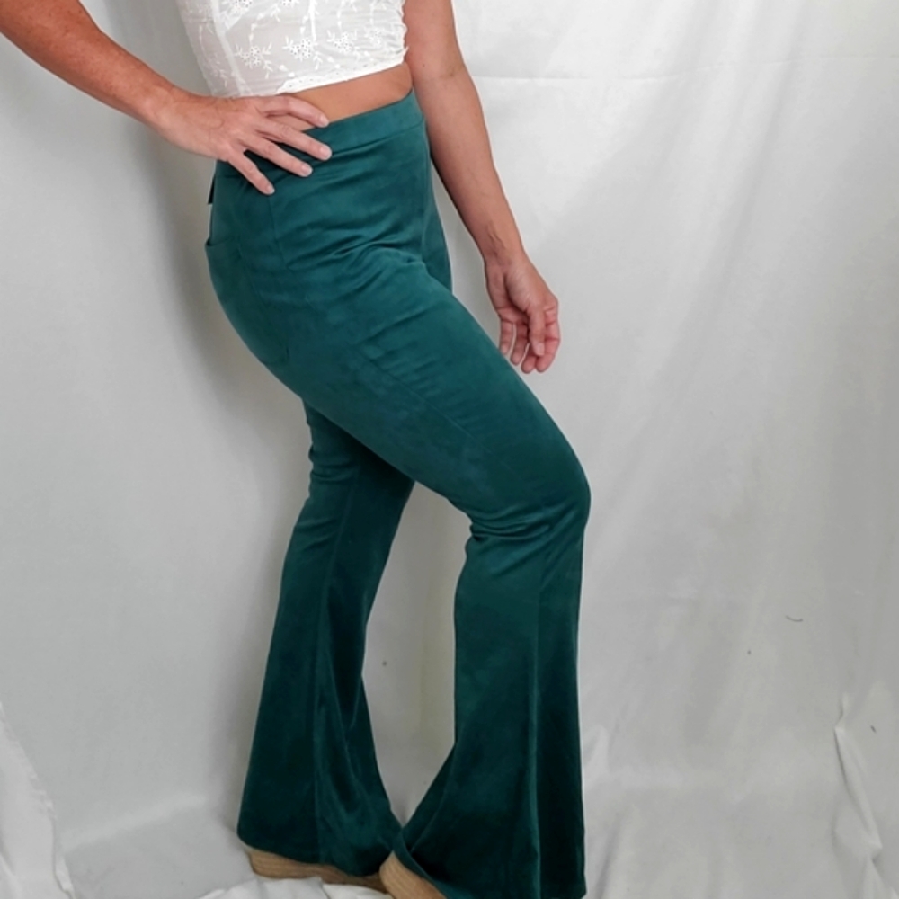 SO retro style flared hunter Green pants